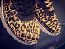 Load image into Gallery viewer, Leopard Print Air Max 90 (custom)
